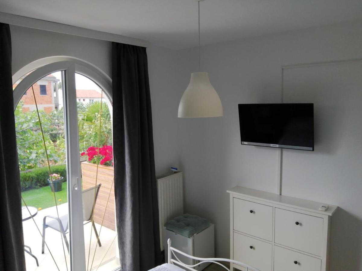 Marko Rooms Krk Town Exteriör bild
