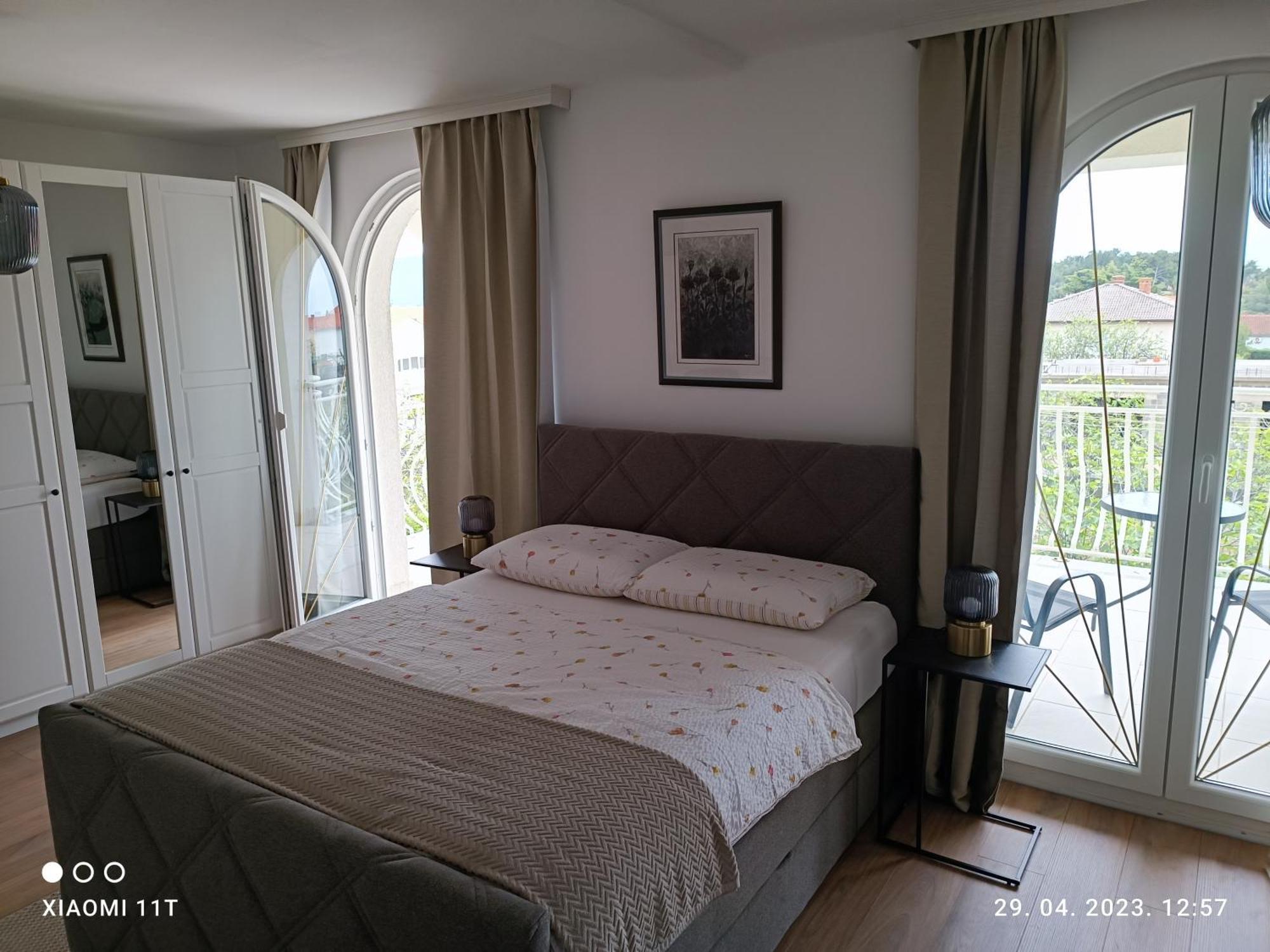 Marko Rooms Krk Town Rum bild